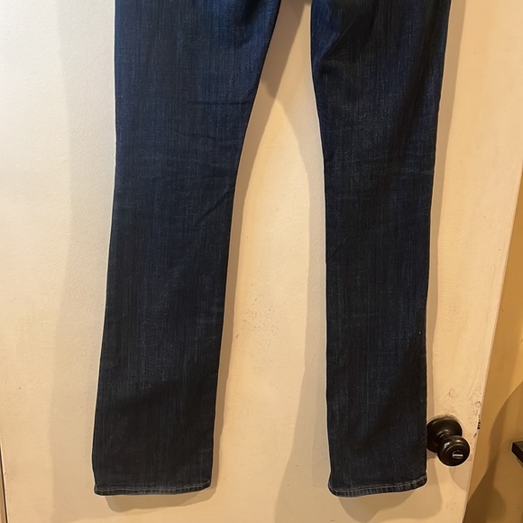 Hudson Jeans 
Beth Mid-Rise Baby Boot in
Obscurity - Picture 8 of 12